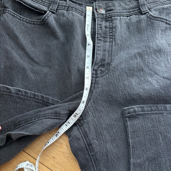 Macy’s Charter Club Straight Leg Dark Blue Jeans - Size 14 - Picture 11 of 11